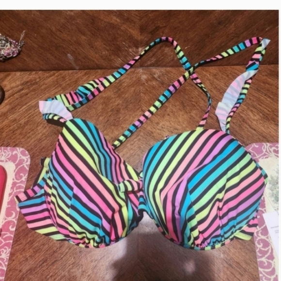 Nwt Island Ray's 3x rainbow pride bikini set - Picture 4 of 5